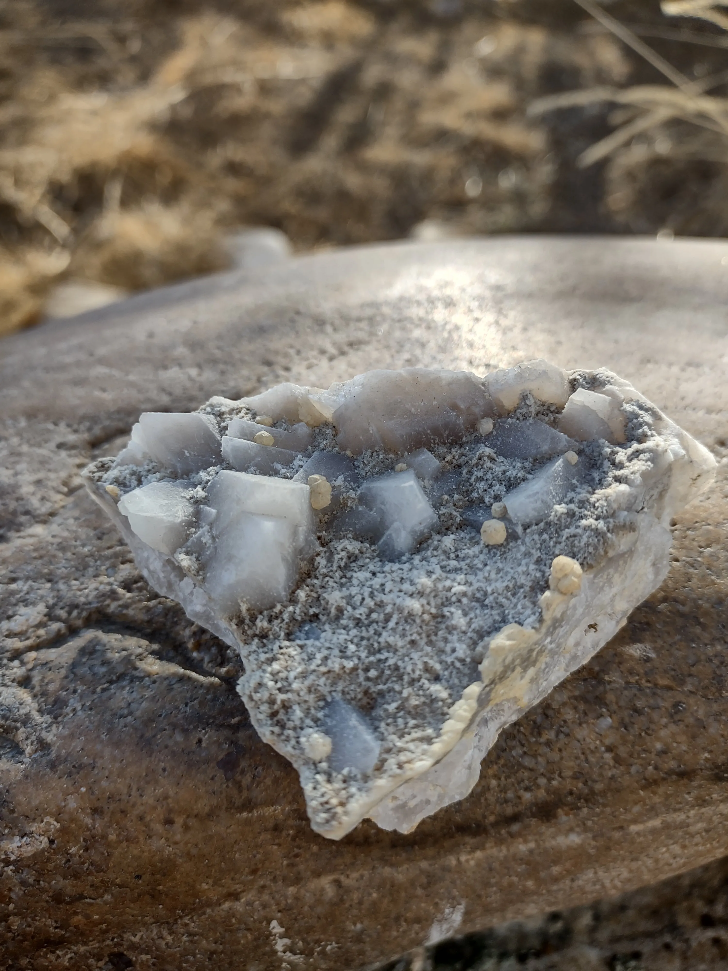 107.8 G QUARTZ PS APOPHYLLITE