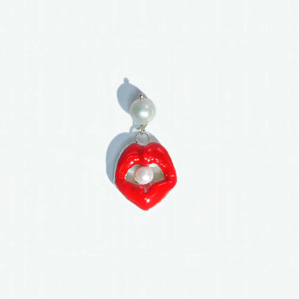 Hot Lips Single Earring