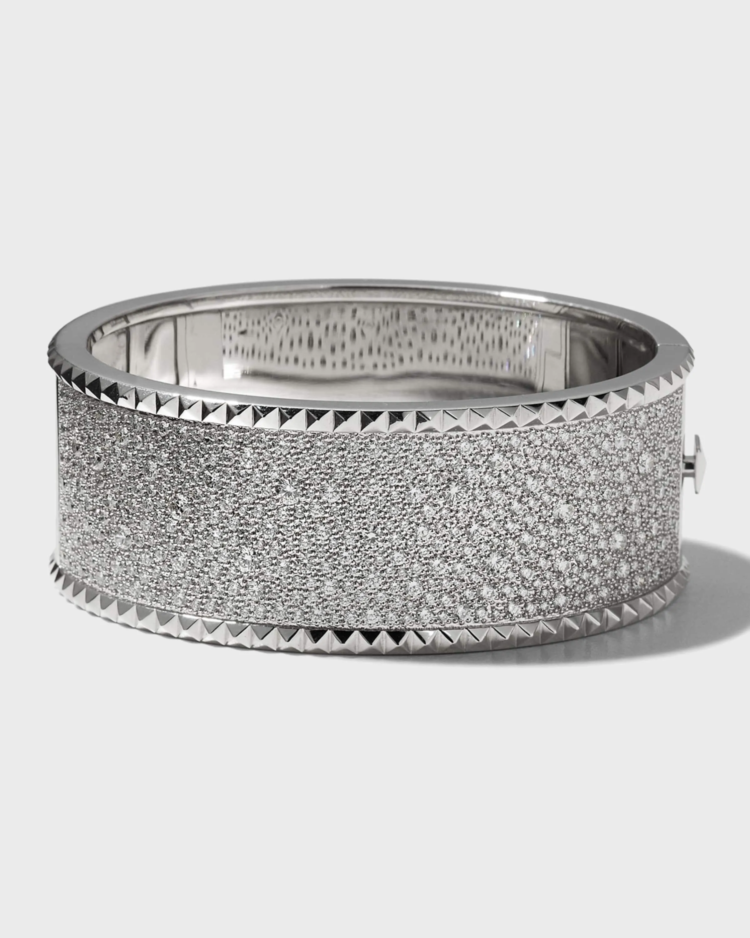 ROCK & DIAMONDS Wide 18K White Gold Bangle with Diamonds